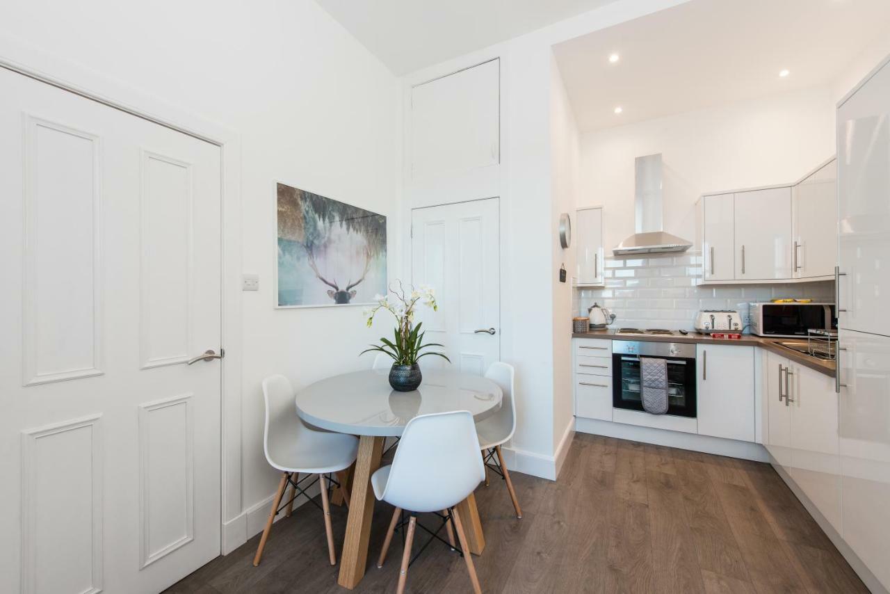 The Stewart Apartment Edinburgh Exterior foto
